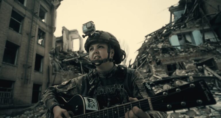War is not over: українські військові переспівали різдвяні хіти