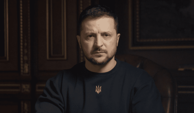 “Відсутня мобілізація суспільства”: головне з інтерв`ю Зеленського the Economist про підсумки 2023 року