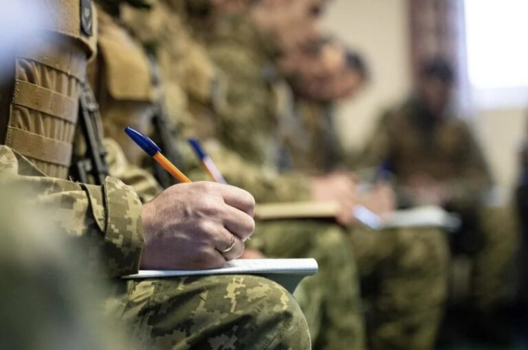 Безробітних українців мобілізовуватимуть через службу зайнятості