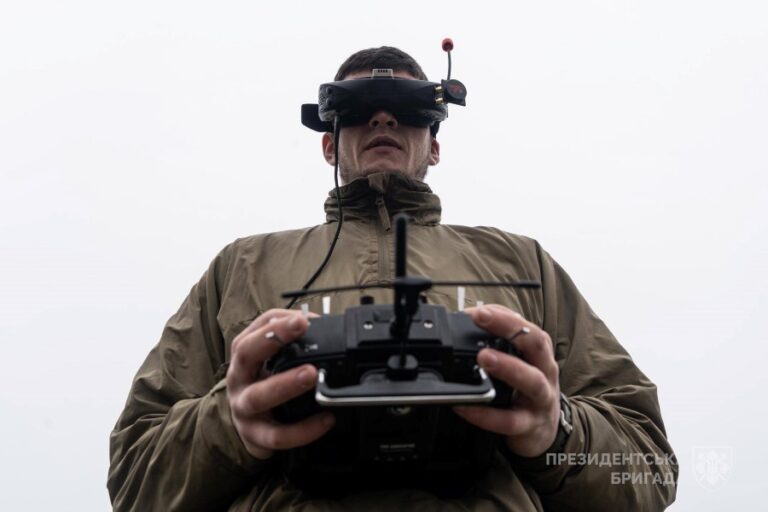 Зеленський доручив створити Сили безпілотних систем