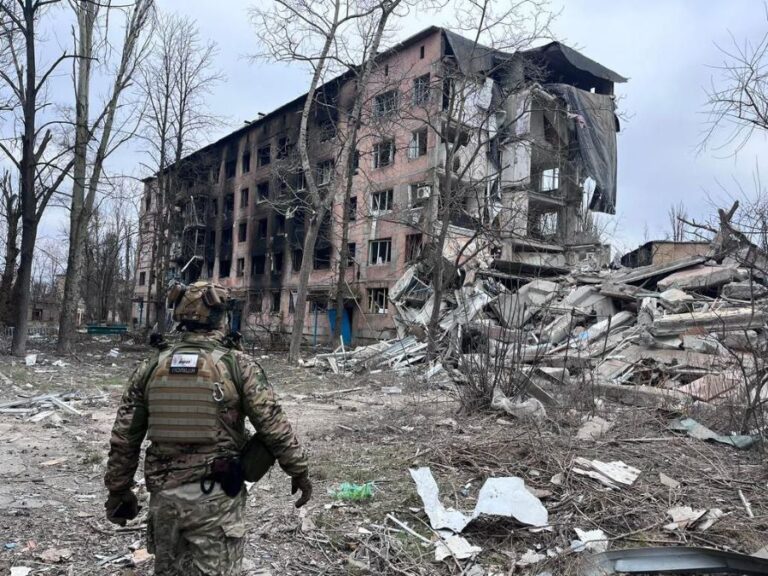 Найзагрозливіша ситуація з початку війни: що писали іноземні ЗМІ про Україну на вихідних