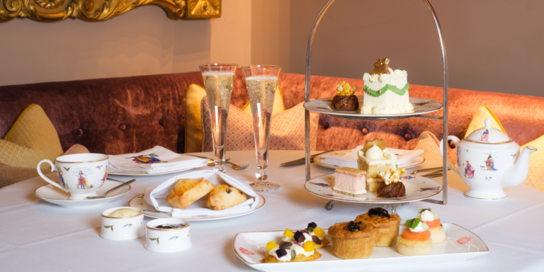 Пообідній чай у Лондоні: найрозкішніші локації