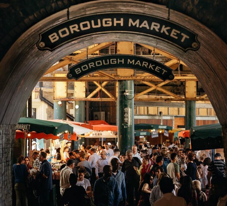 Найкращий фудмаркет світу знаходиться в Лондоні: за що люблять Borough Market