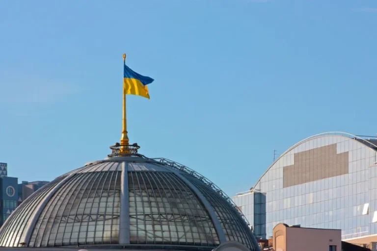 Теракт у Києві та нові сигнали з Пентагону: дайджест новин