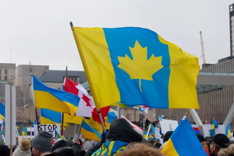 Після війни — додому: в Канаді триває дискусія про статус українців