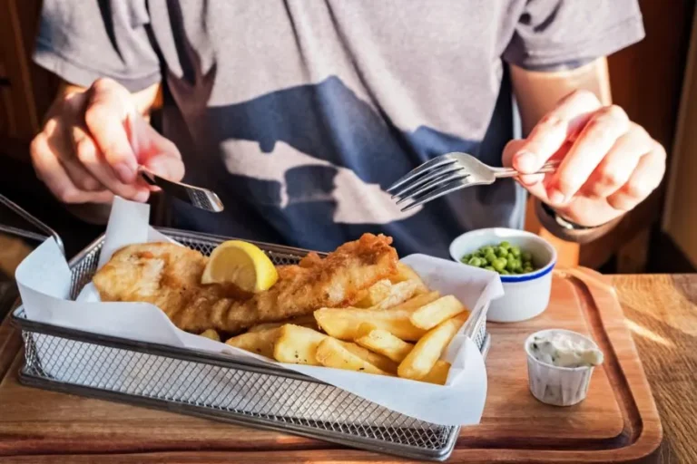 Fish and Chips у лікарні: українка розповіла, чим годують пацієнтів у UK