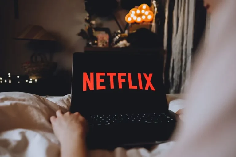 Що дивитись на Netflix у травні 2026: “Володар мух” і нова історія Берліна