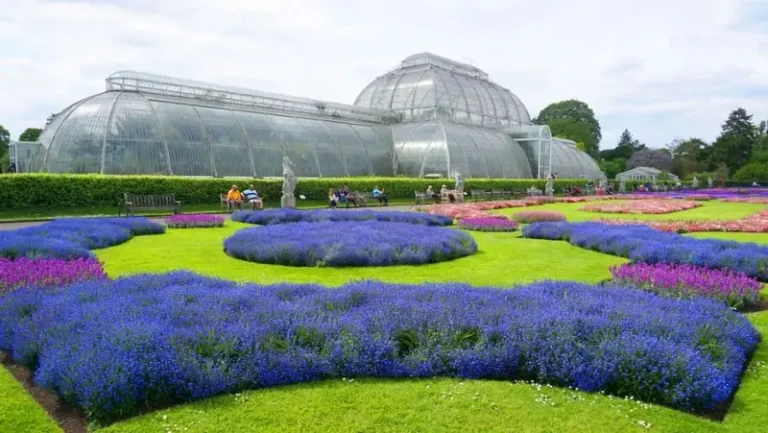 Чому варто відвідати Kew Gardens в Лондоні цієї весни